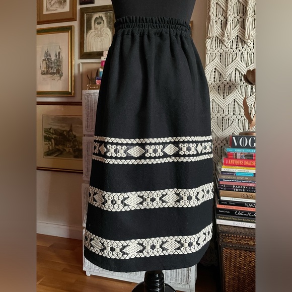 5 for $35 Ethnic pattern skirt - Picture 8 of 12
